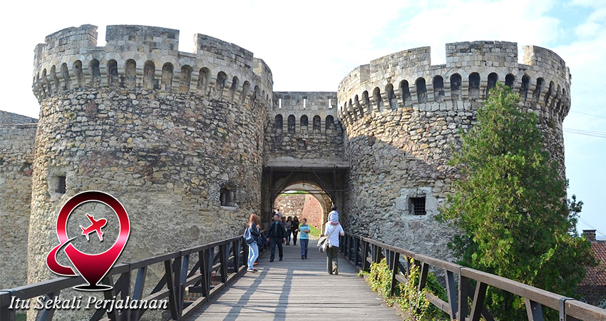 Kastil dan Benteng Serbia: Kisah Masa Lalu