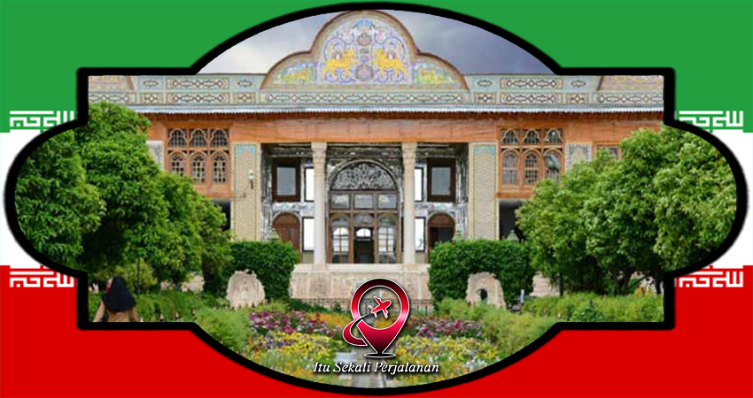 Pesona Alami Taman Eram Oase di Shiraz